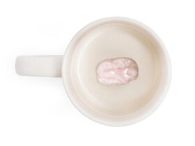 Kubek psotnika z gumą do żucia