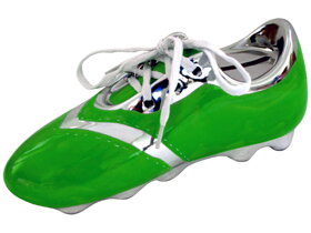 Ceramiczna skarbonka zielony but piłkarski