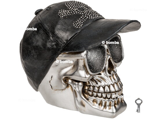 Skarbonka czaszka z czapką baseballową